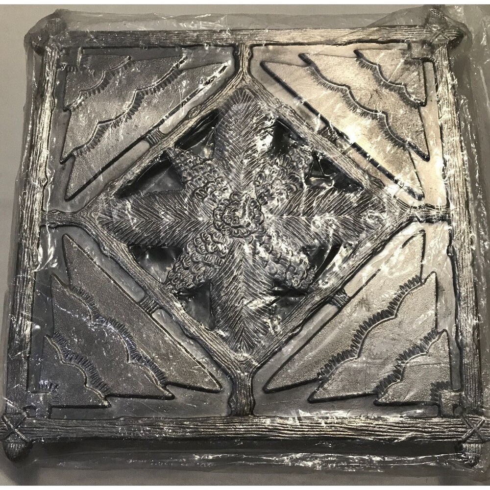 Hallmark Christmas Tree Rustic Pine Cones Holiday Metal Trivet Wall Art New